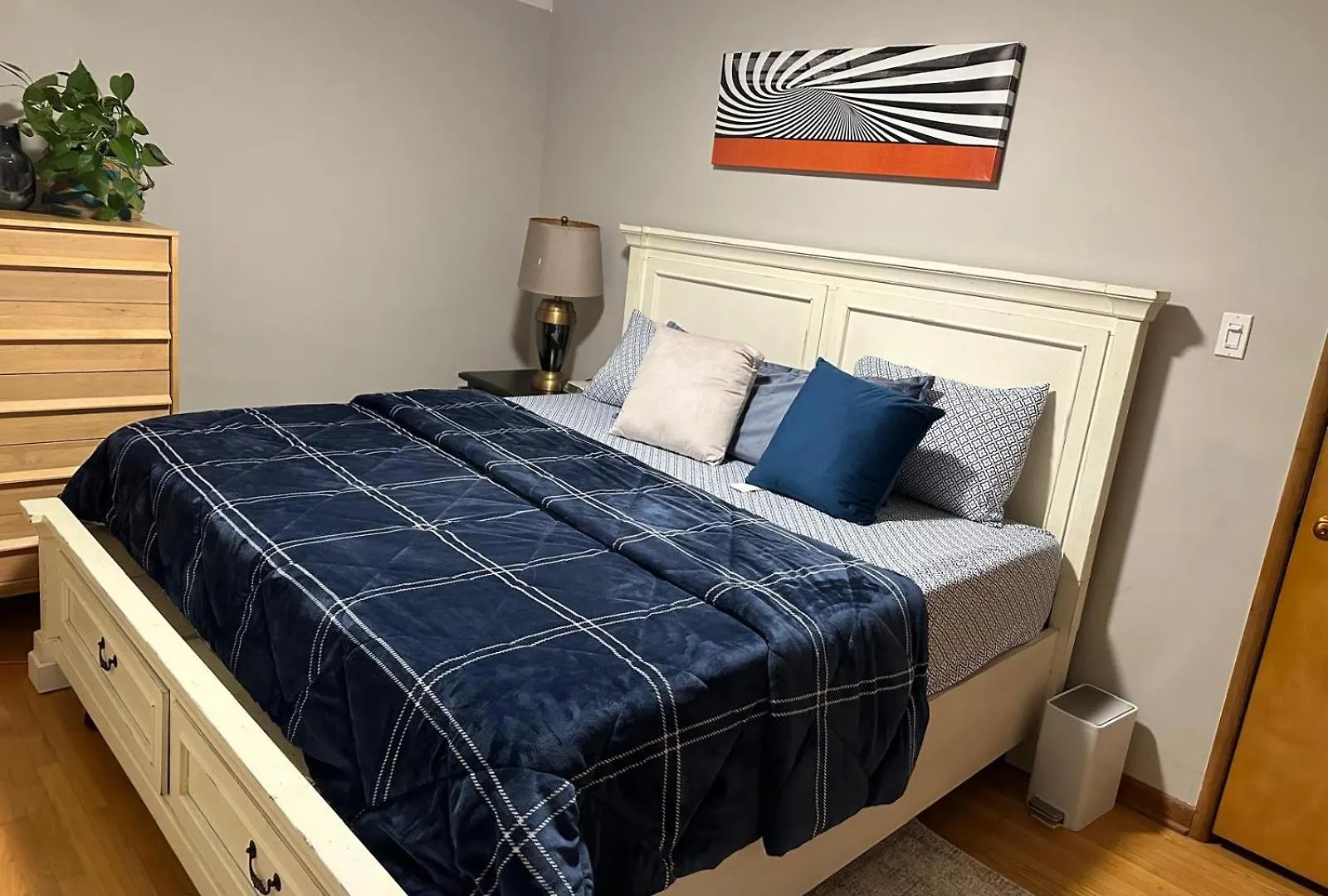 Winnipeg 4 Bedrooms Cozy Home Apartamento